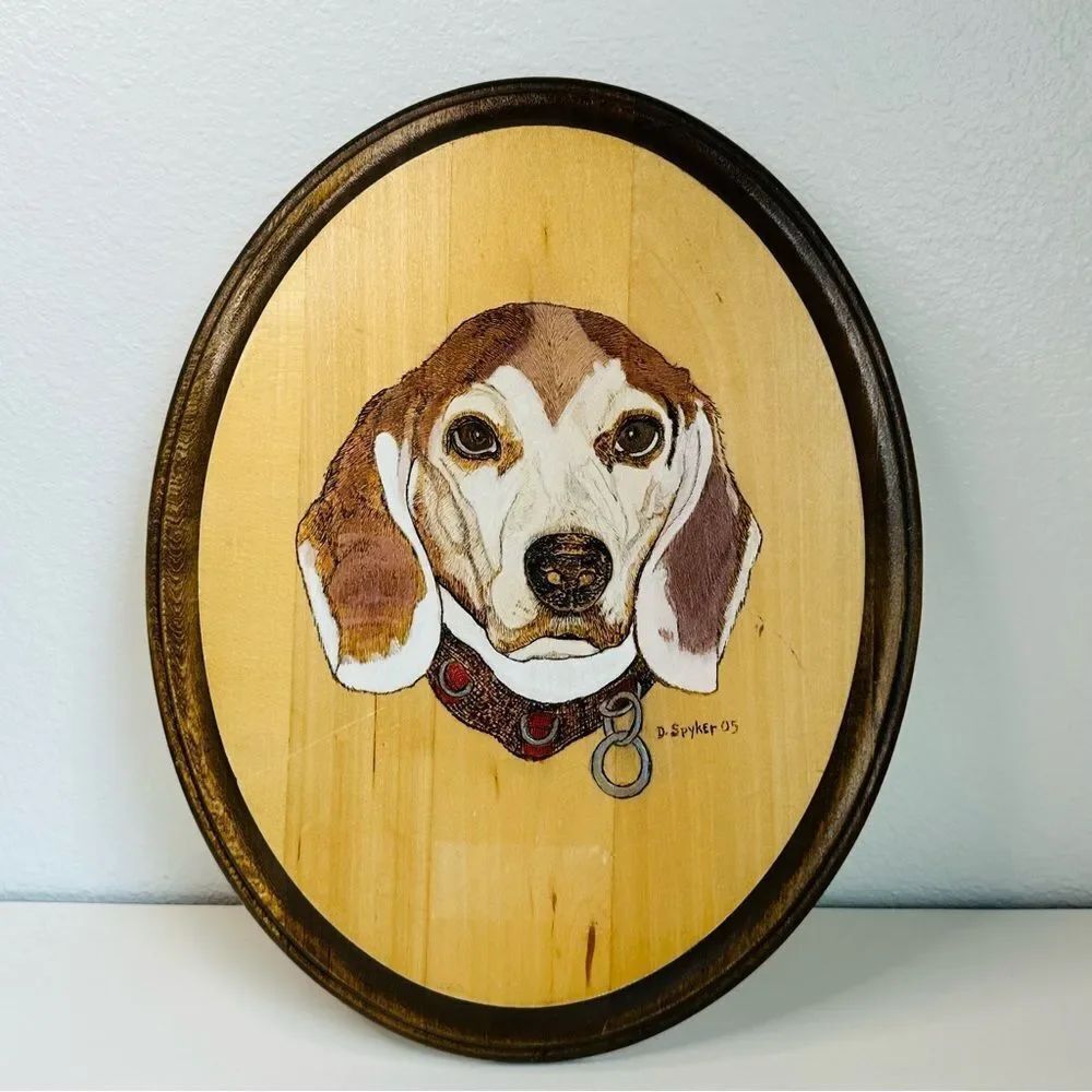 Artisan Signed D. Spryker 2005 Beagle Dog Wood Burning Plaque Art Work